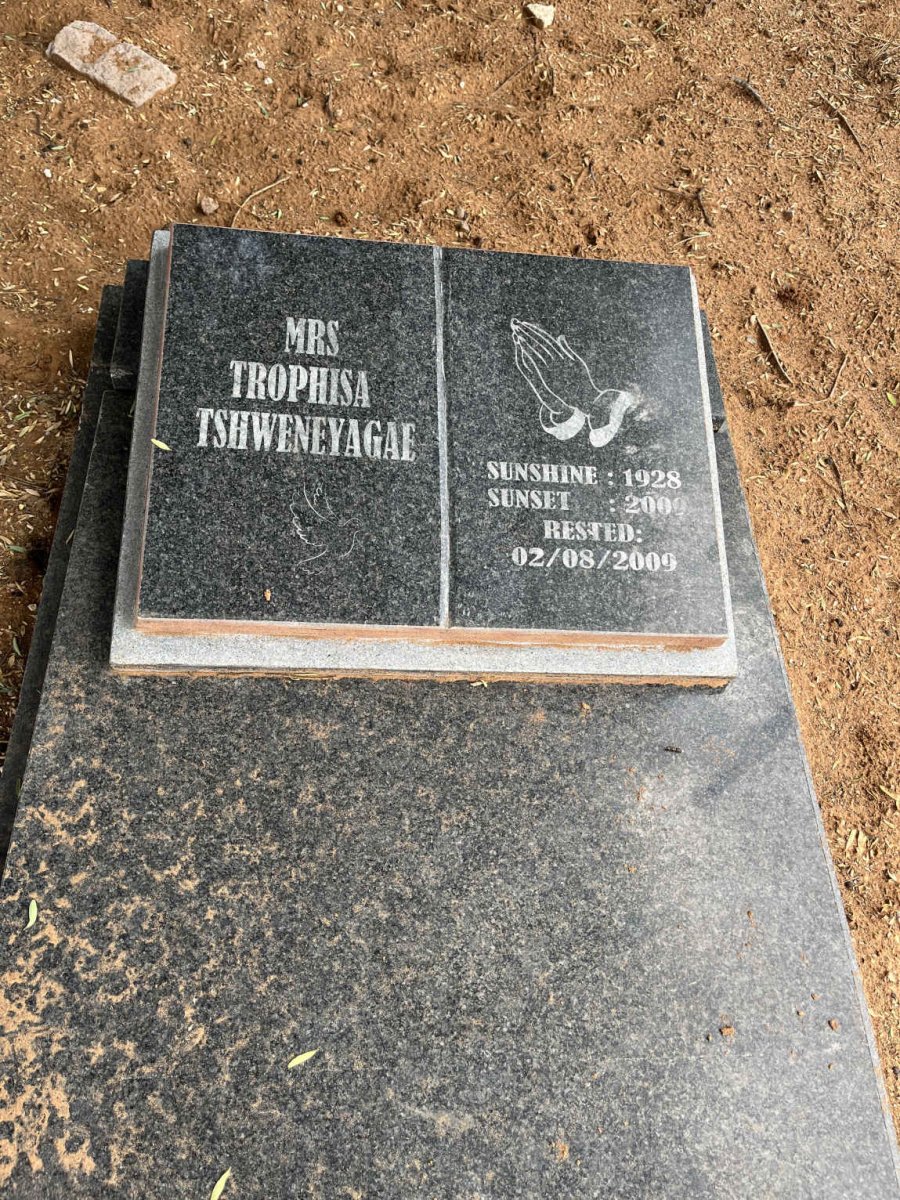 TSHWENEYAGAE Trophisa 1928-2009