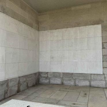 05. Memorial Wall I