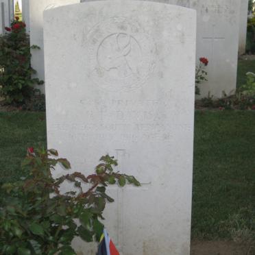 DAVIS P.F. -1916