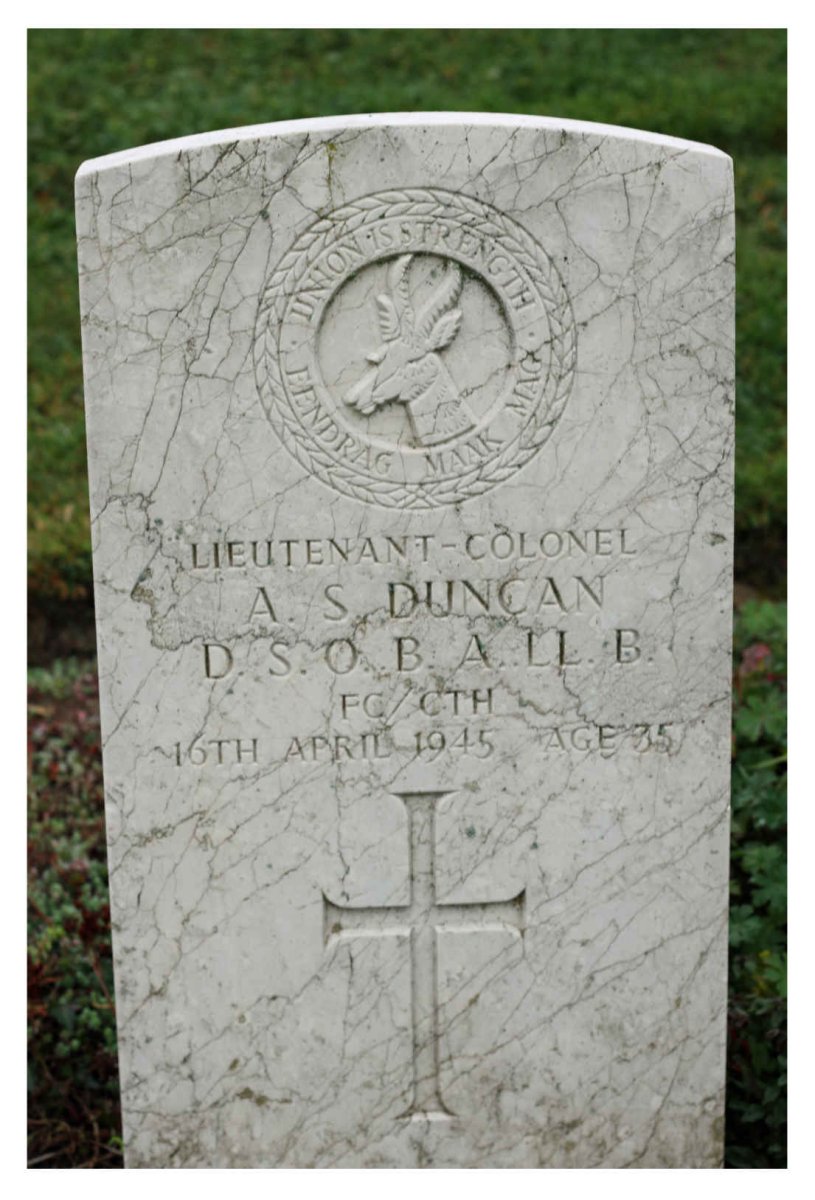 DUNCAN A.S. -1945