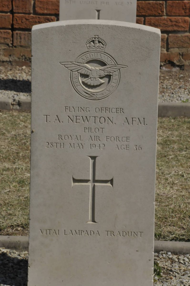 NEWTON T.A. -1942